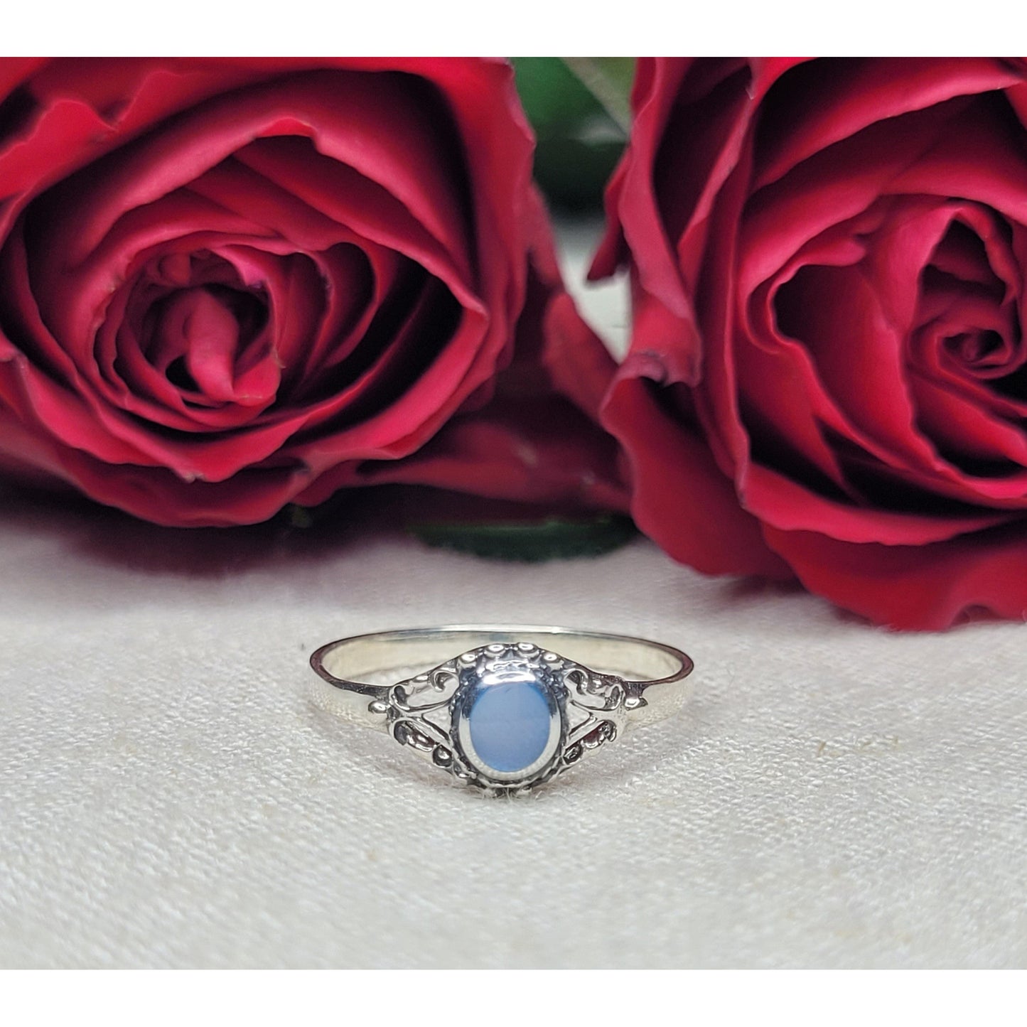 Elegant 925 Silver Oval Swirl Ring with Jade, Mother of Pearl & Abalone Shell - RSTO
