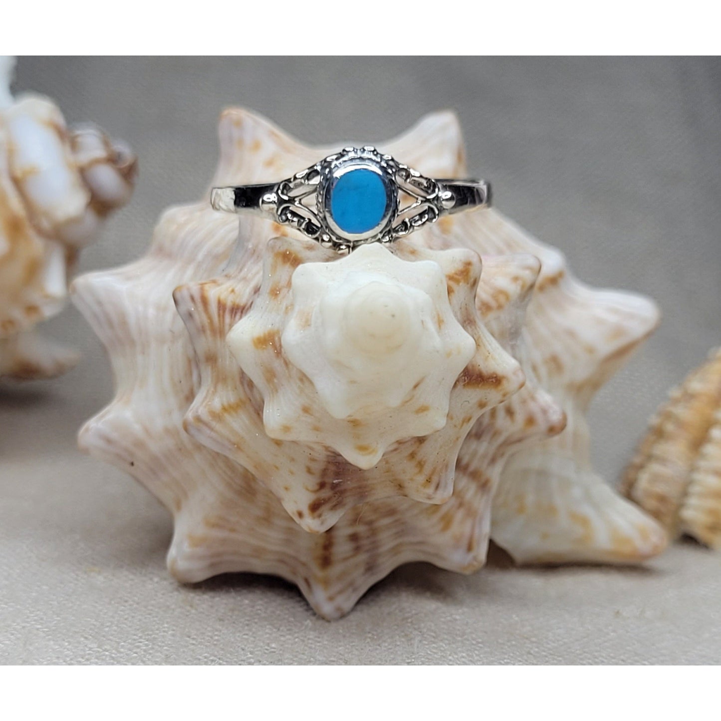 Elegant 925 Silver Oval Swirl Ring with Jade, Mother of Pearl & Abalone Shell - RSTO