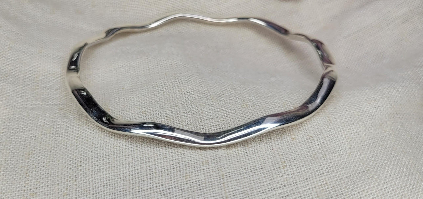 Wavy Bangle Bracelet, 925 Solid Silver- BWC1