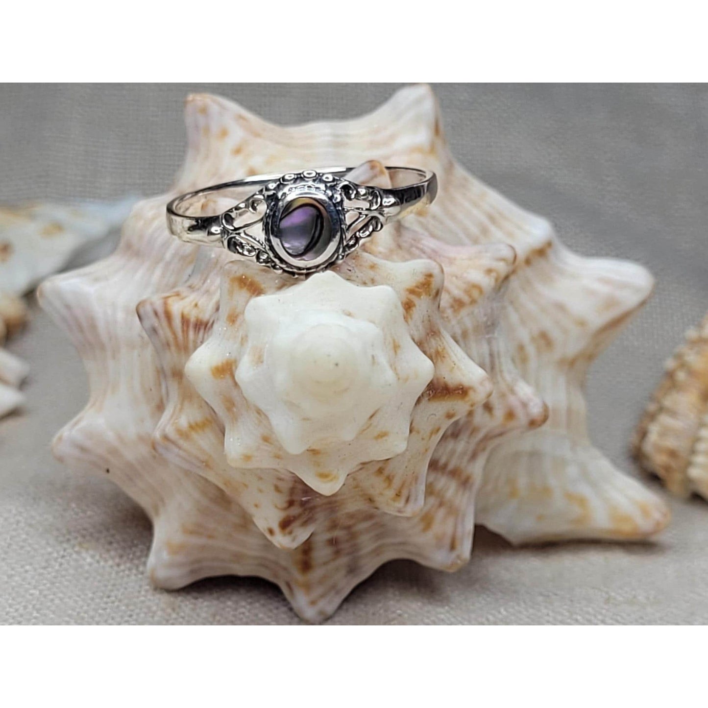 Elegant 925 Silver Oval Swirl Ring with Jade, Mother of Pearl & Abalone Shell - RSTO