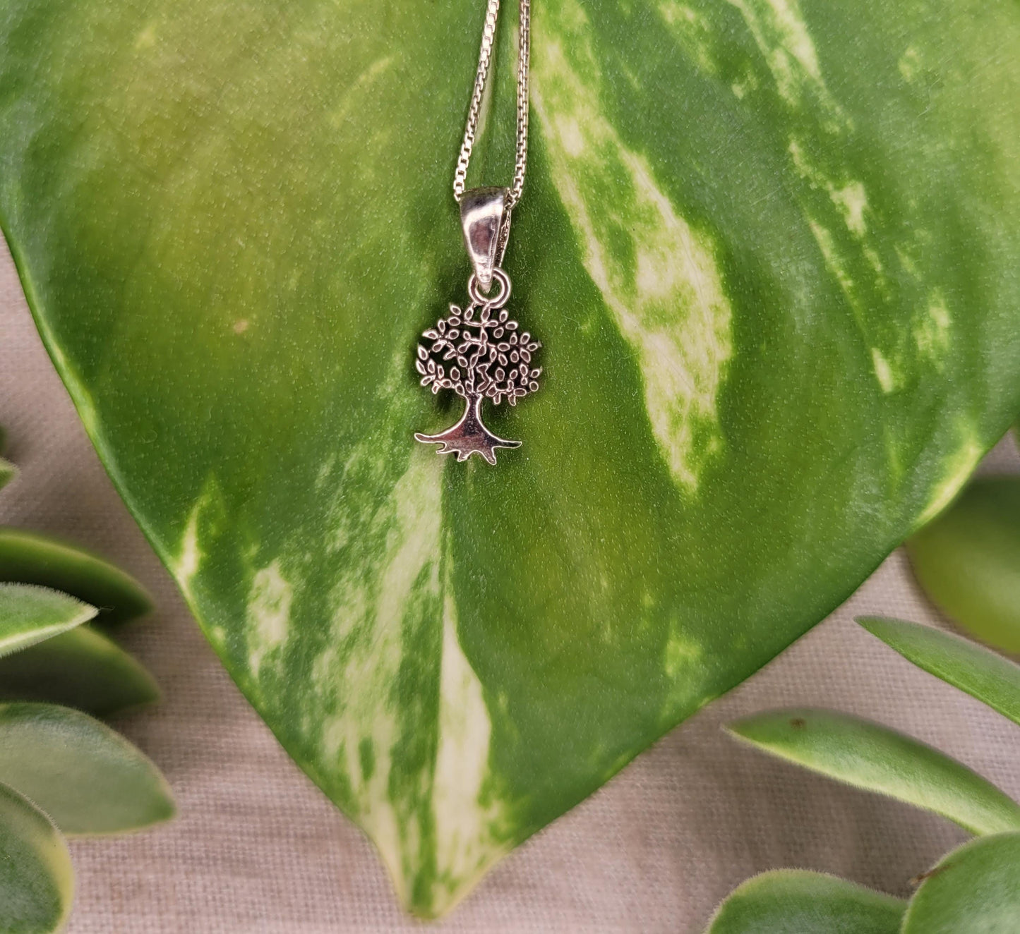 925 Silver Tiny Tree of Life Pendant Necklace, Delicate Silver Jewllery -NT2