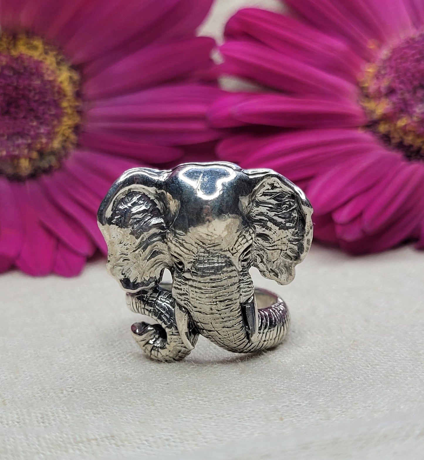 Majestic Silver Elephant Ring 925 Solid Silver, Chunky Statement Ring - RE1