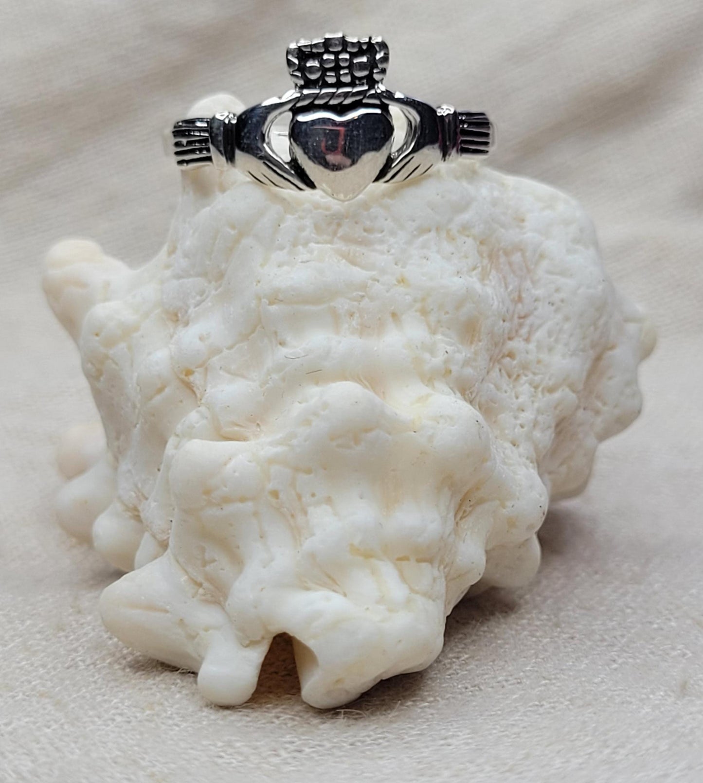 Claddagh Ring 925 Silver, Traditional Irish Ring, Celtic Symbol (Crowned heart held by two hands)- RCH1