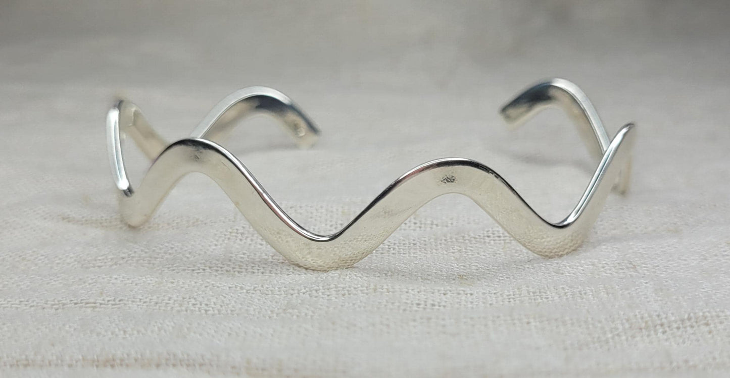 Wavy Cuff Bracelet 925 Solid Silver, Open Cuff Bracelet, Adjustable Bracelet, Statement Piece- BWC3